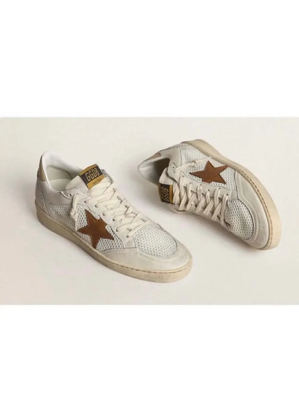 Golden Goose Ball Star Sneakers(PLEASE REQUEST YOUR SIZE BEFORE PURCHASING)
